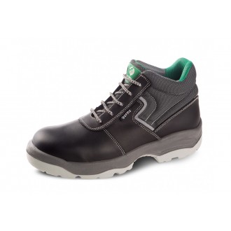 Bota de pell llisa hidrofugada perforada molt lleugera i transpirable sense elements metàl·lics.
